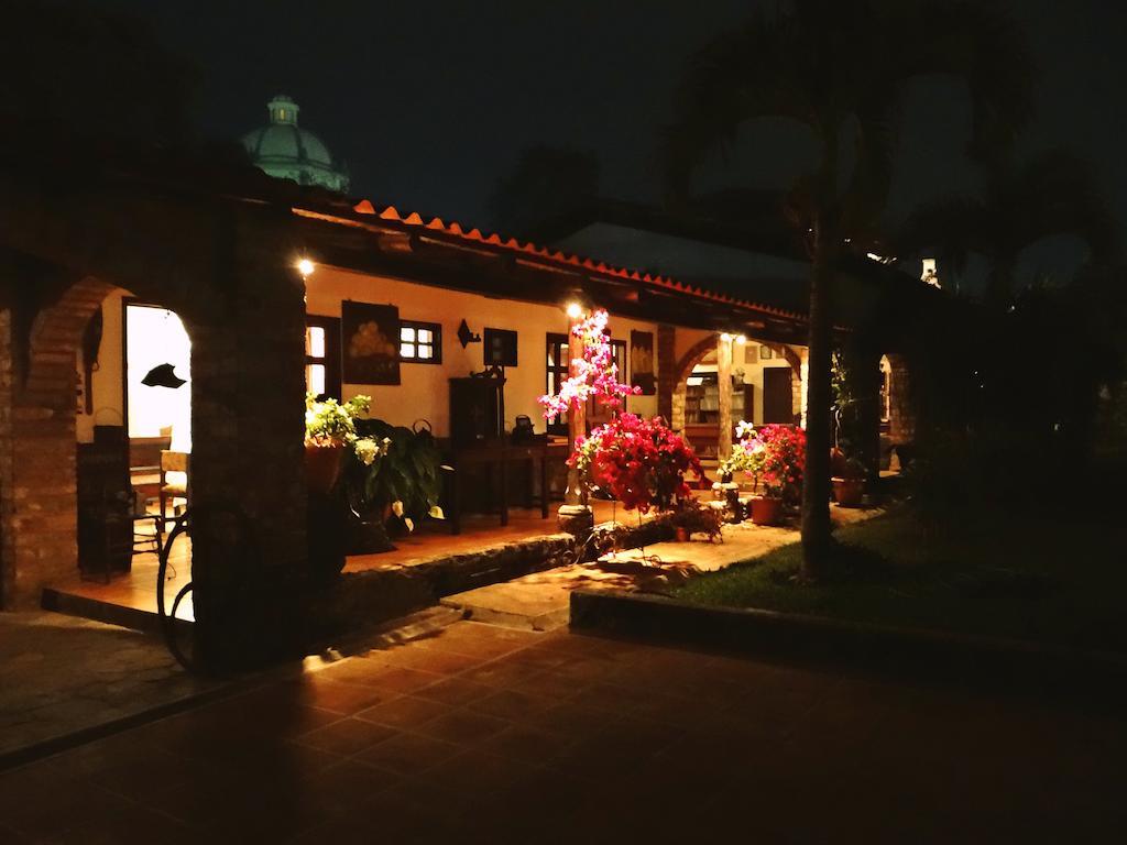 德加希拉精品住宿加早餐旅馆 Concepción de Ataco 外观 照片